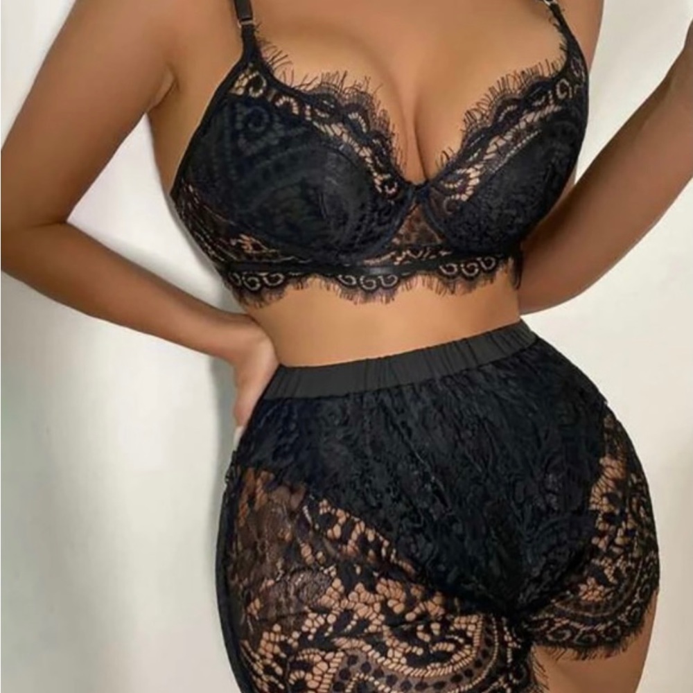 Tayjadore Lashes and Lingerie “Just A Taste”